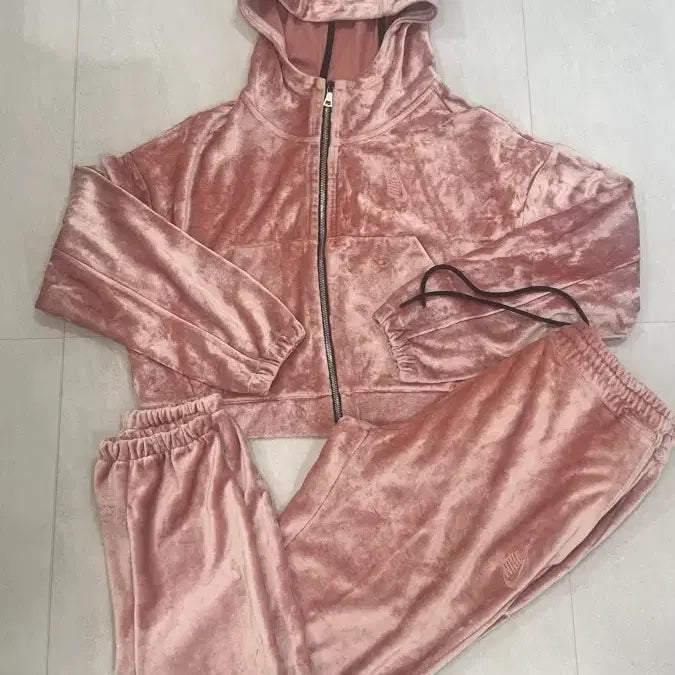 [BUNJANG] Velvet Pink Hooded Zip-Up Training Set / 벨벳 핑크 후드집업 트레이닝 세트