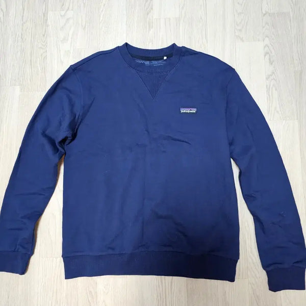[BUNJANG] Patagonia Sweatshirt Navy Size 100-105 / 파타고니아 맨투맨 네이비 100~105