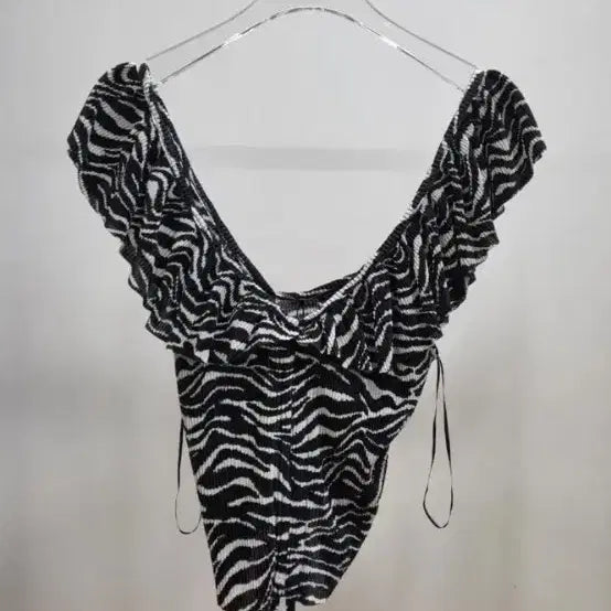 [BUNJANG] Zara Zebra String Tank Top / 자라   지브라 스트링  나시   판매합니다