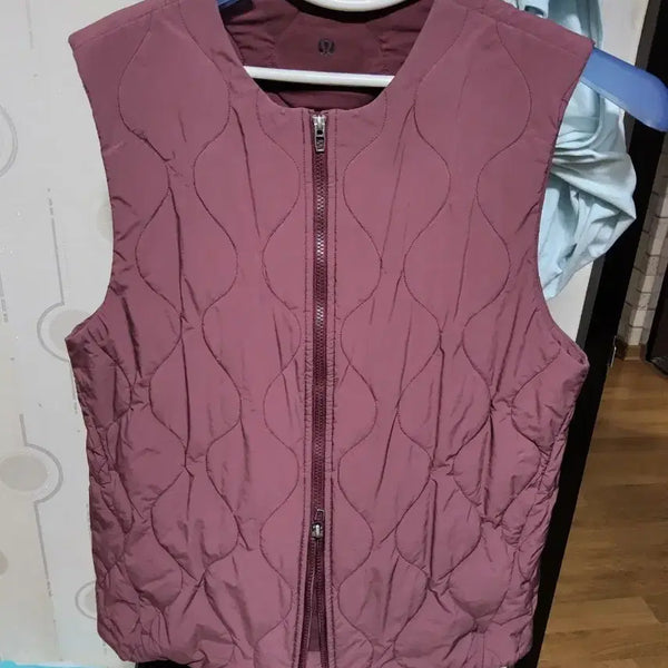 [BUNJANG] Lululemon PrimaLoft Quilted Vest Burgundy / 룰루레몬 프리마로프트 퀄팅 베스트 버건디 100사이즈