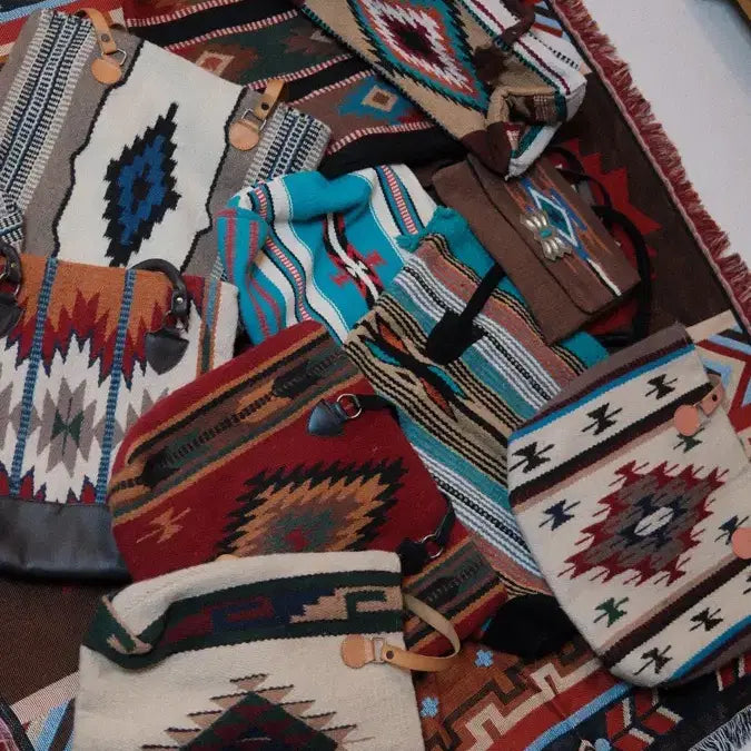 [BUNJANG] Navajo Handwoven Shoulder Bag / 나바호 핸드우븐 가방