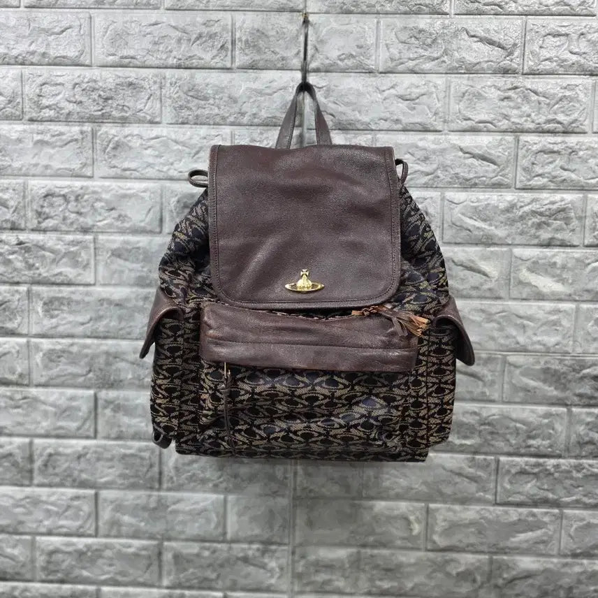 [BUNJANG] Vivienne Westwood Leather Backpack Brown 40*30 / 비비안웨스트우드 백팩 브라운  사이즈 40*30 가죽부분 까짐 사진참조