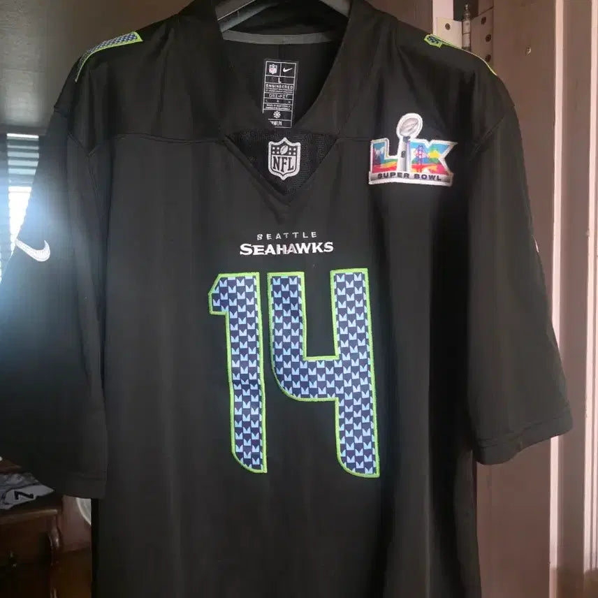 [BUNJANG] Nike Seattle Seahawks Super Bowl LIX Limited Jersey - Size 110 / 나이키 시애틀 시호크스 슈퍼볼 LIX 저지, 110 사이즈