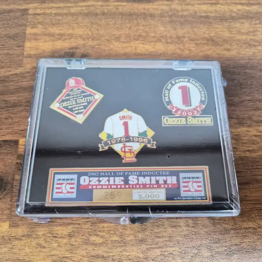 [BUNJANG] Ozzie Smith Hall of Fame Induction Commemorative Badge Set / 아지 스미스 명예의 전당 헌액 기념 뱃지 세트