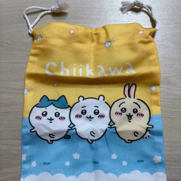[BUNJANG] Chiikawa Hachiware Usagi Drawstring Pouch Bag / 먼작귀 하치와레 우사기 치이카와 복조리st 파우치 가방 새상품