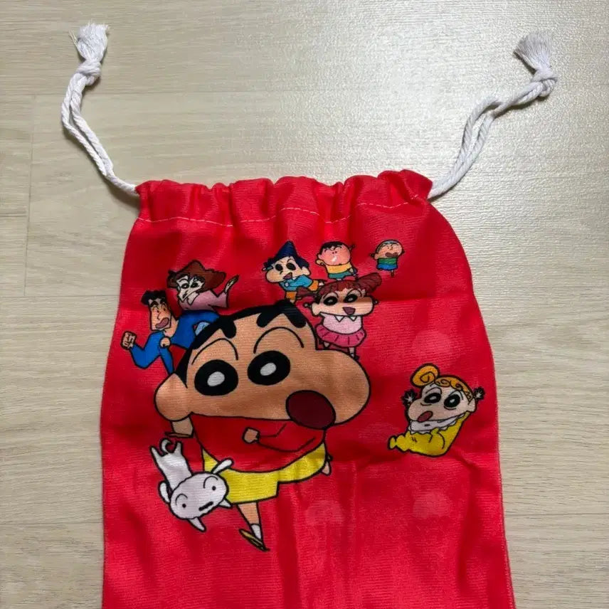 [BUNJANG] Crayon Shin-chan Family & Friends Drawstring Pouch Bag / 짱구 가족 패밀리 흰둥이 짱아 유리 맹구 훈이  복조리st 파우치 가방