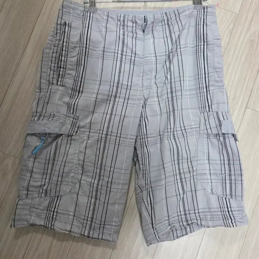 [BUNJANG] Nike Plaid Cargo Shorts / 나이키 체크무늬 카고 반바지