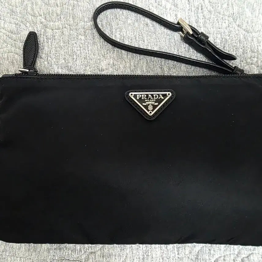 [BUNJANG] Prada Nylon Clutch Bag / 프라다 나일론 클러치백 (정품)