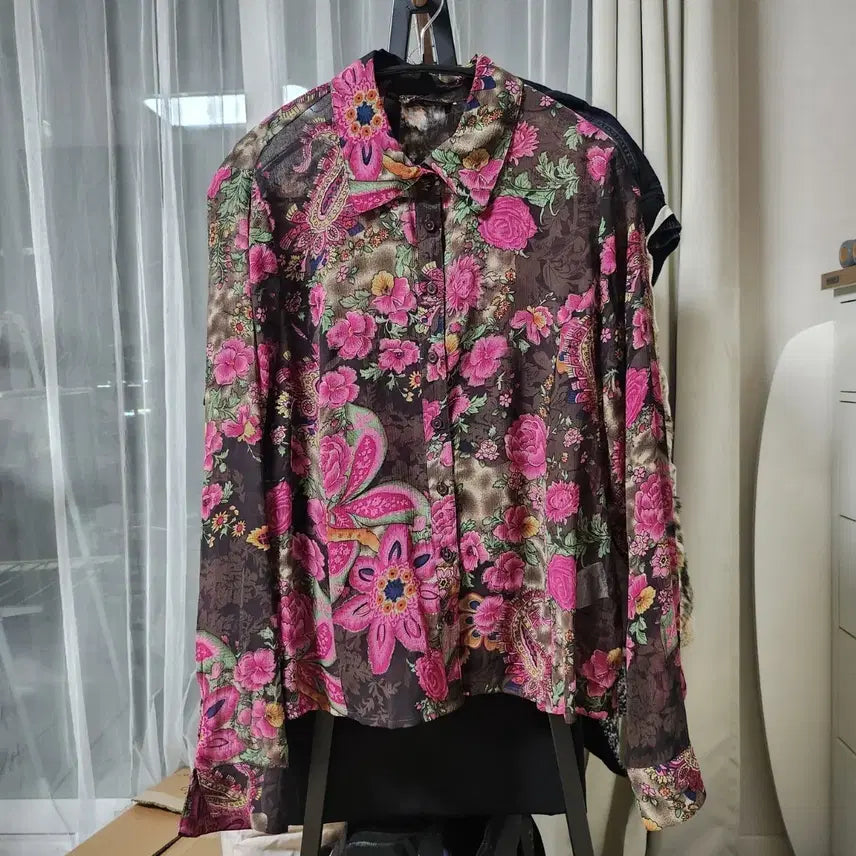 [BUNJANG] BestiBelli Patterned Shirt (Size 77) / 베스티벨리 패턴 셔츠 (77)