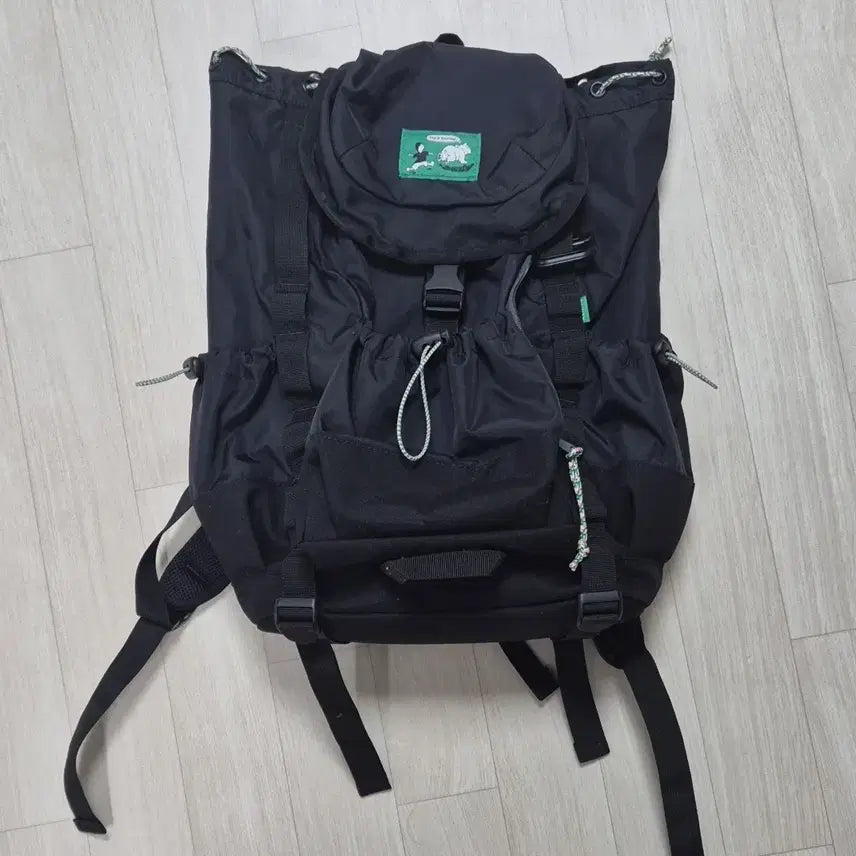 [BUNJANG] Parity Multi Pocket Rucksack Mini / 패리티 멀티 포켓 럭색 미니
