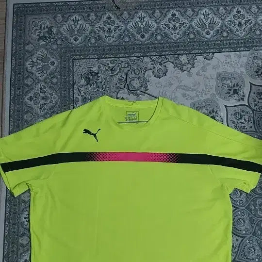 [BUNJANG] Puma Fluorescent Short Sleeve T-Shirt XL / 푸마 반팔 티셔츠 형광색 XL