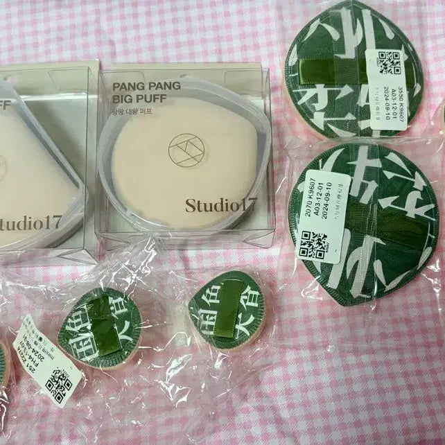[BUNJANG] Studio 17 Big Puff Set (King + Triangle) with 8 Mochi Puffs / 스튜디오17 팡팡 퍼프 (대왕+삼각) + 모찌퍼프8개