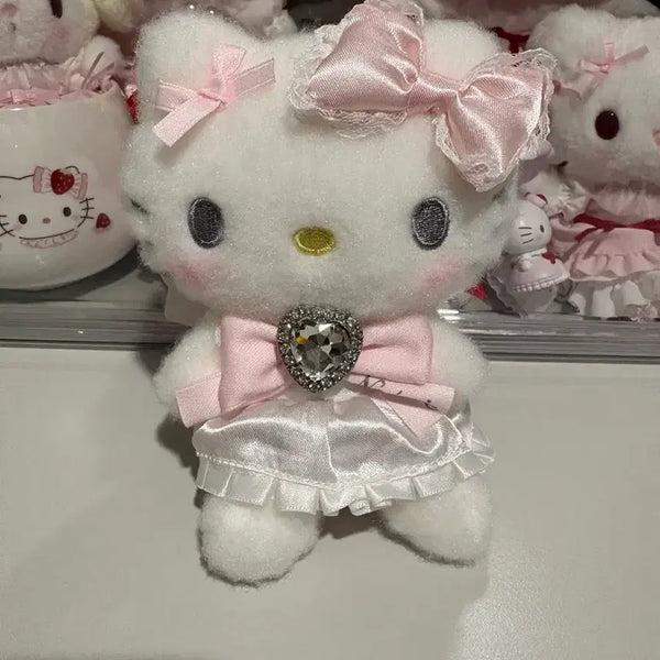 [BUNJANG] Sanrio NOEMIE x Hello Kitty Mascot Doll / 산리오 노에미 키티 NOEMIE X 헬로키티 마스코트 인형