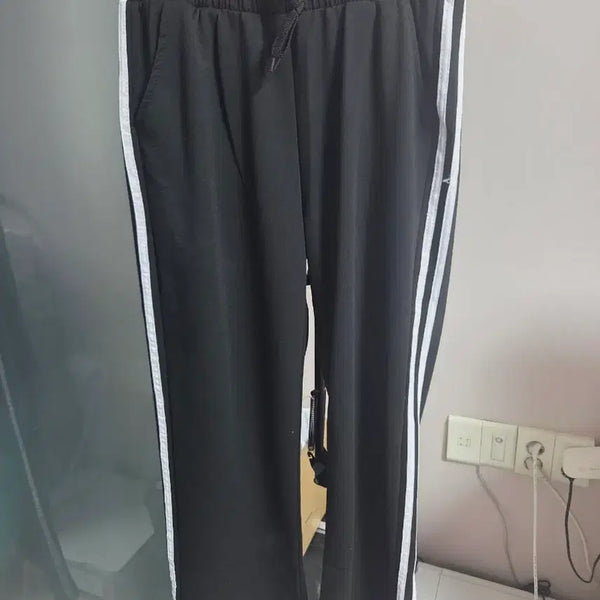 [BUNJANG] Black Pants with White Stripe Detail / 블랙 팬츠