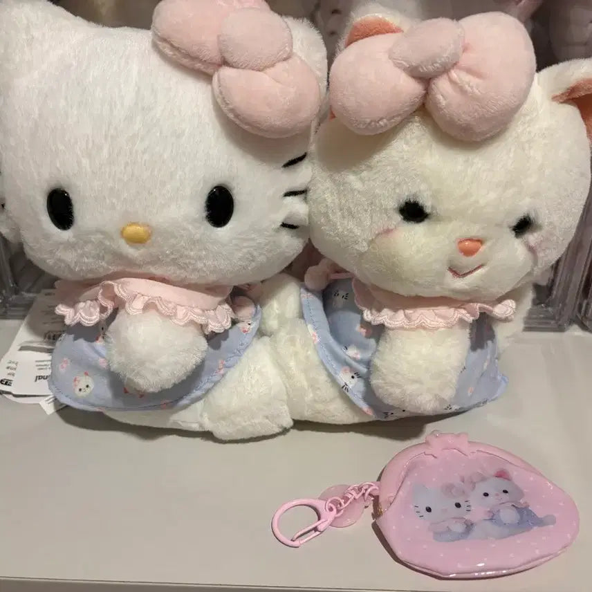 [BUNJANG] Sanrio Yoshitoku Nui Hello Kitty Coin Purse & Keyring Set / 산리오 요시토쿠 누이 헬로 키티 동전지갑 키링 세트