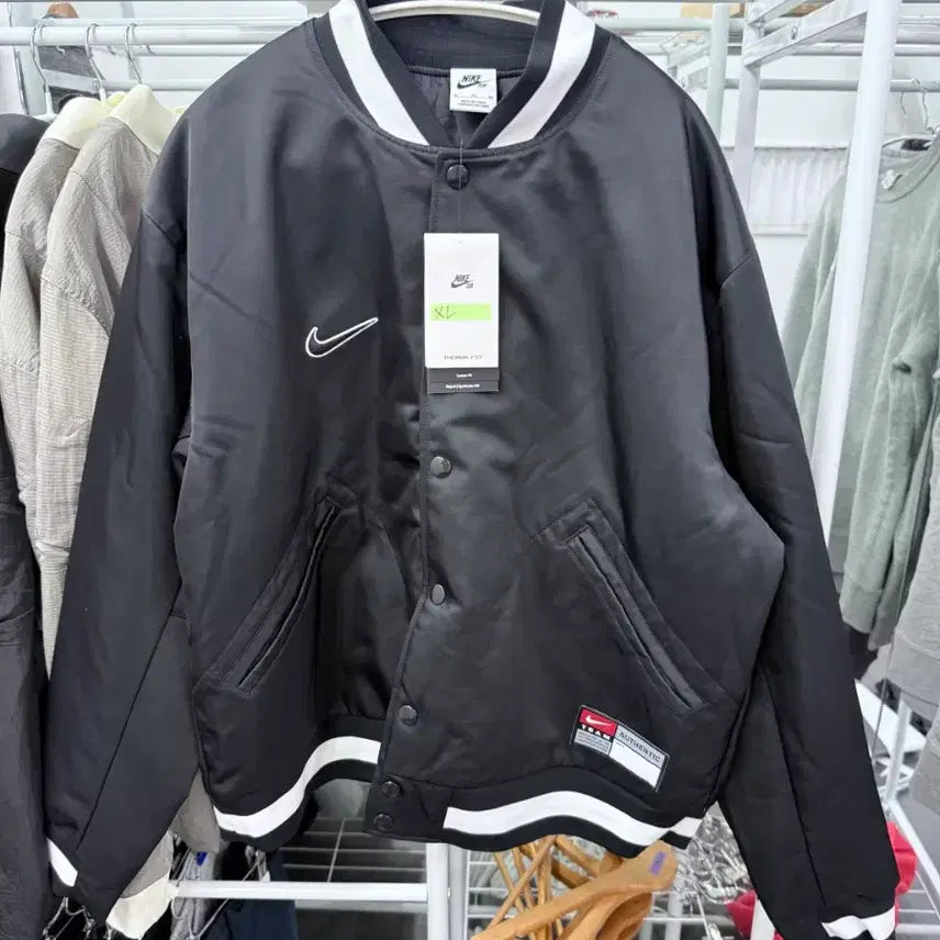 [BUNJANG] Nike Swoosh Bomber Jacket Black XL / 나이키 점퍼 3+1) 3개 사면 하나 드림 스우시 봄버 자켓 블랙 XL