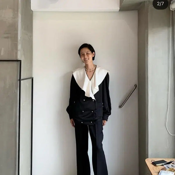 [BUNJANG] EENK Timing Ruffle Big Collar Blouse Black / EENK timing 러플빅카라 블라우스 블랙 기은세김나영한소희오버핏새틴