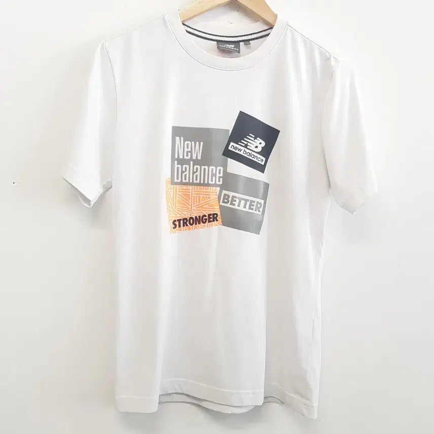 [BUNJANG] New Balance White Graphic Short Sleeve T-Shirt (M) / 뉴발란스 화이트  반팔티 M사이즈