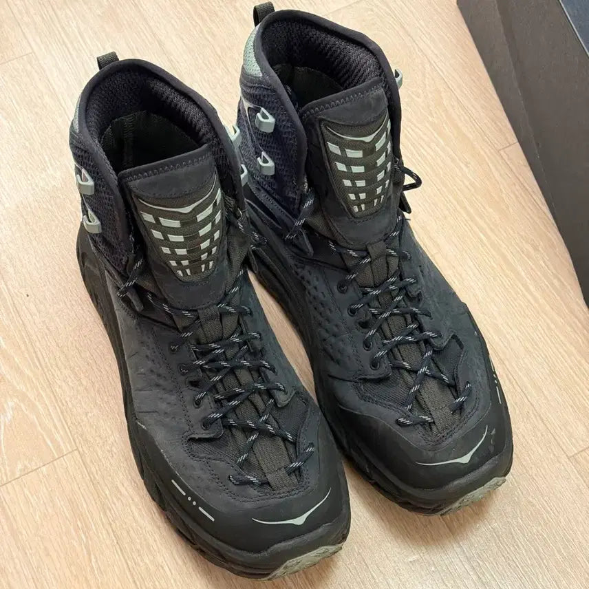 [BUNJANG] Hoka x J.L-A.L Thor Ultra High Blueberry Jadeite / 300) 호카 x jlal 토르 울트라 하이 블루베리 제이다이트