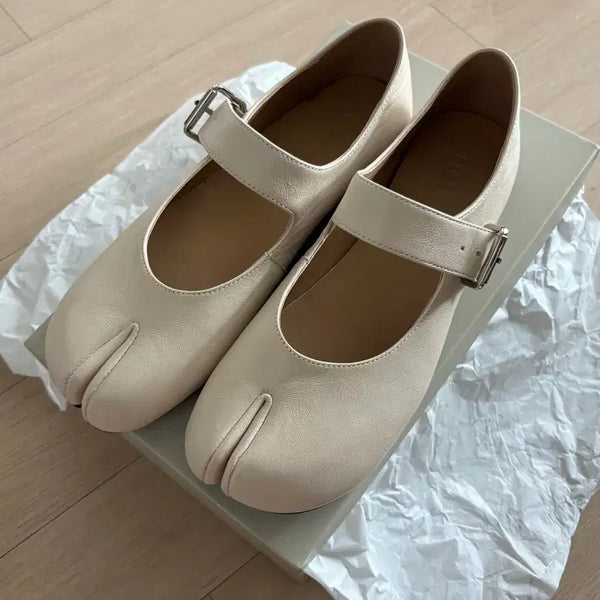 [BUNJANG] Elbattegev Tabi Mary Jane Flat Shoes Beige 240 / 한번착용) 엘바테게브 엘바슈즈 타비 메리제인 플랫 240