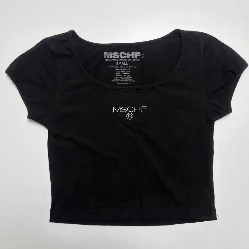 [BUNJANG] Mischief Black Cropped Short-Sleeve T-Shirt / 미스치프 블랙 크롭 반팔티s