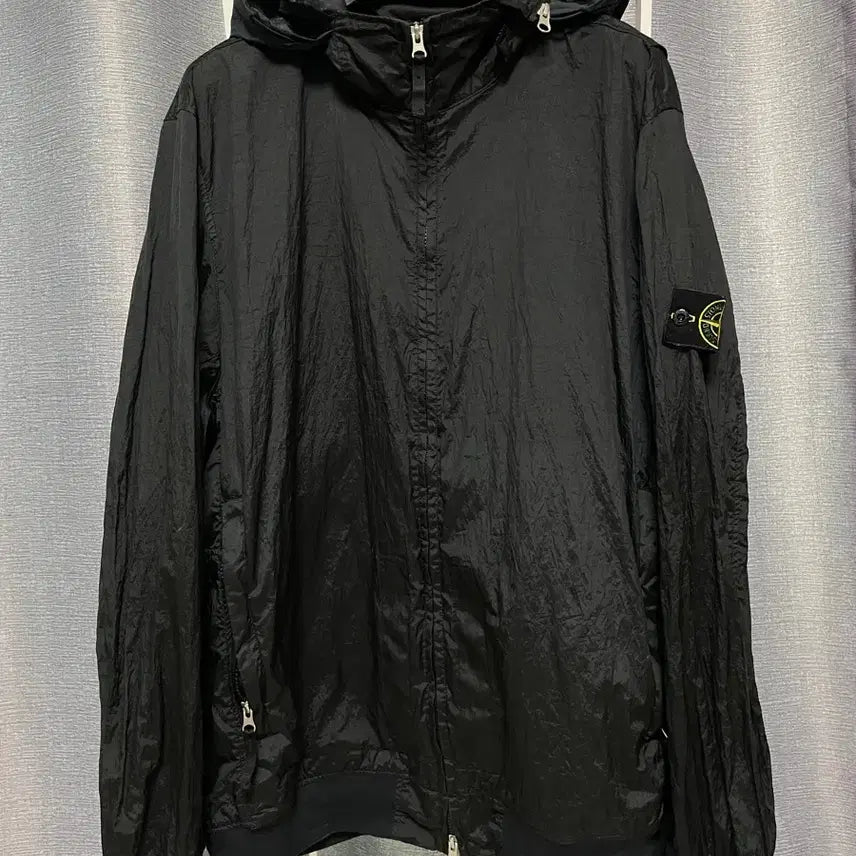[BUNJANG] Stone Island Nylon Metal Watro TC Windbreaker XXL / 스톤아일랜드 나일론 메탈 와트로TC 바람막이 xxl