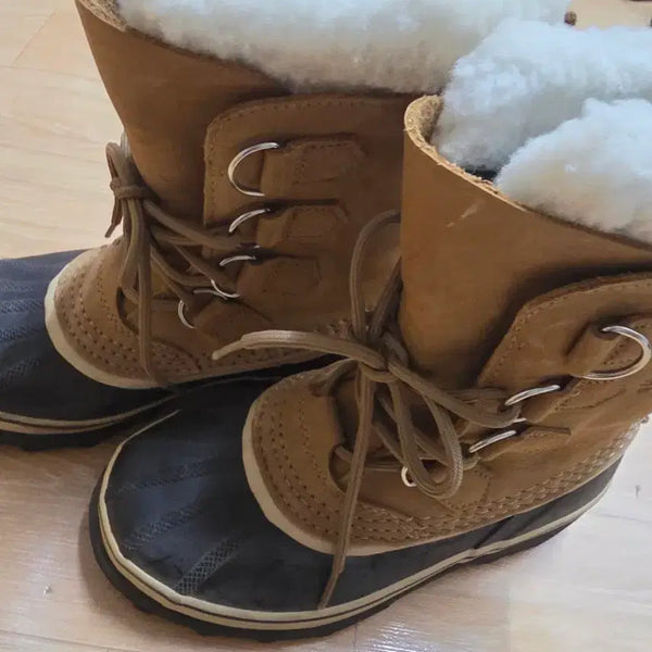 [BUNJANG] Sorel Youth Caribou Winter Boots 230 / 230..소렐 유스 카리부 방한 부츠 . 20만원 실사용1회 상태 좋아요