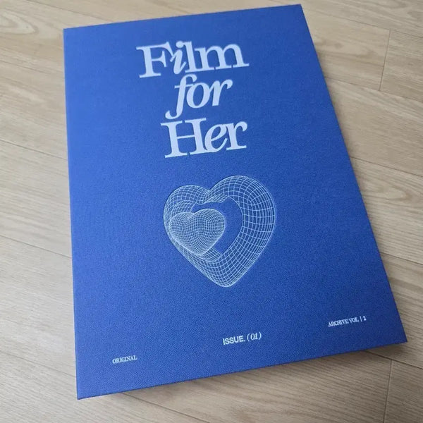 [BUNJANG] Girls' Generation Taeyeon Flying Petal 15th Anniversary 'Film for Her' Photobook / 소녀시대 태연 플라잉페탈 플페 15주년 film for her 포토북