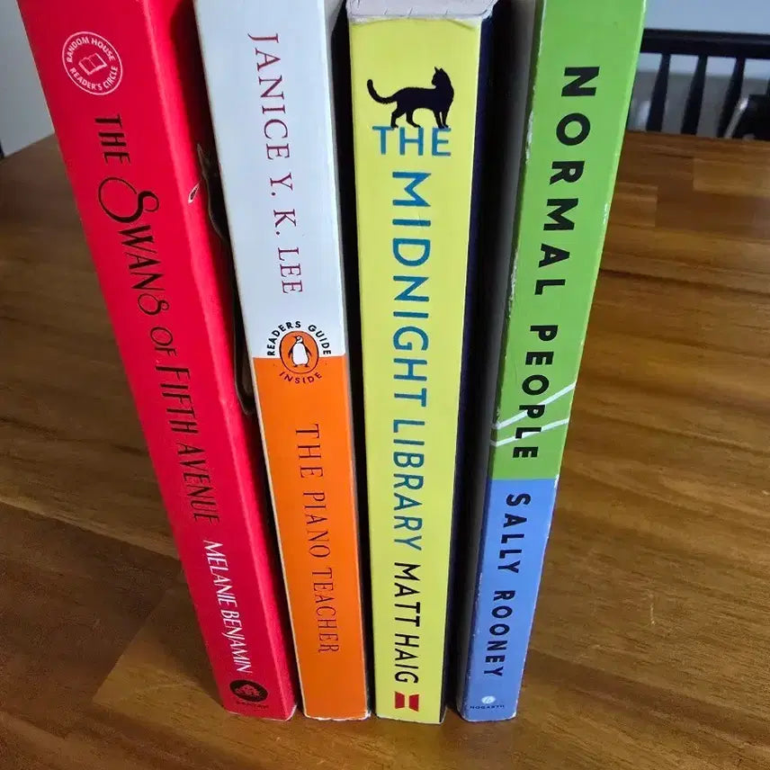 [BUNJANG] English Novels Bundle (The Swans of Fifth Avenue, The Piano Teacher, The Midnight Library, Normal People) / 원서소설