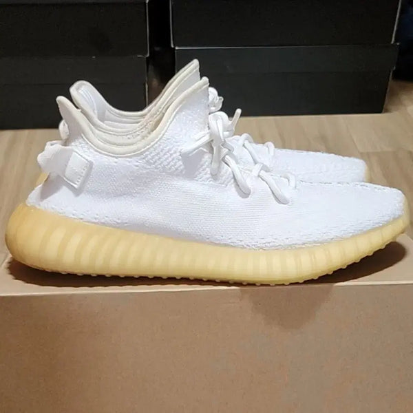 [BUNJANG] Adidas Yeezy Boost 350 V2 Cream White (US 10.5) / 아디다스 285 이지부스트 크림화이트