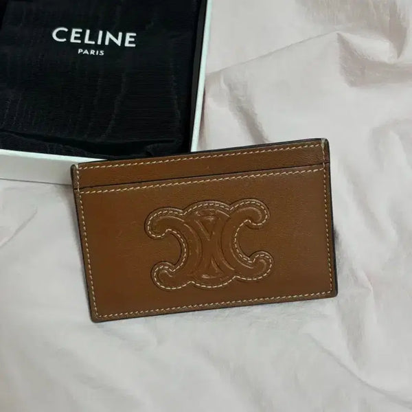 [BUNJANG] Celine Cuir Triomphe Card Holder / 셀린느 퀴르 트리오페 카드지갑