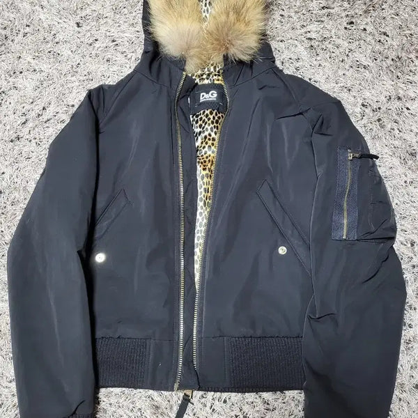 [BUNJANG] Dolce & Gabbana Black Raccoon Fur Hooded Bomber Jacket / D&G 돌체앤가바나 블랙 라쿤퍼 후드 봄버자켓
