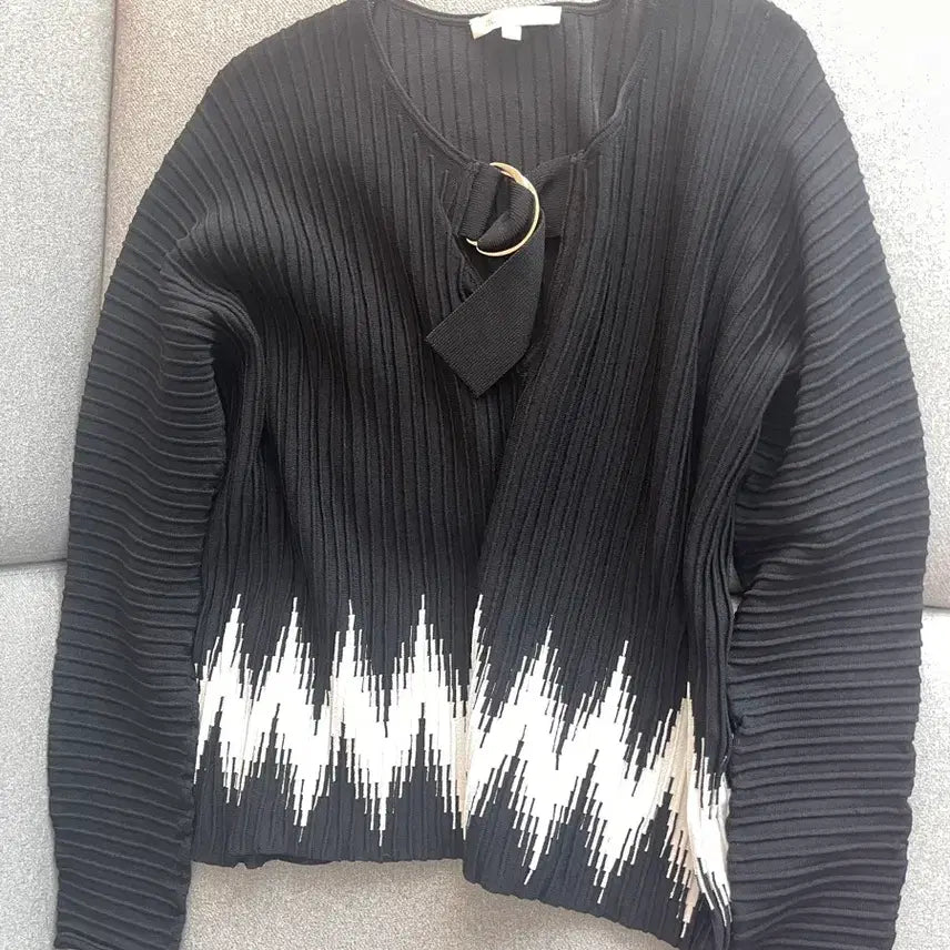 [BUNJANG] Maje Viscose Knit Black / 마쥬 비스코스 니트 maje 1