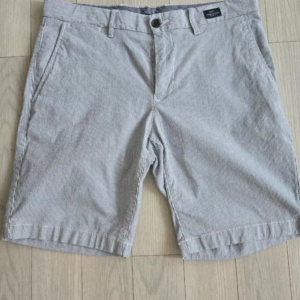 [BUNJANG] Tommy Hilfiger Striped Shorts (32) / 타미 반바지 32