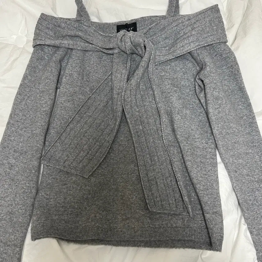 [BUNJANG] Leathry Off-Shoulder Knit Melange / 레더리 오프숄더 니트 멜란지