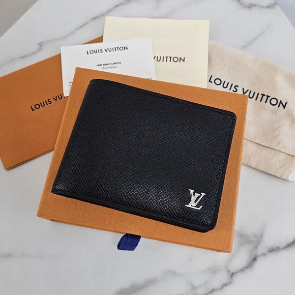 [BUNJANG] Louis Vuitton Taiga Multiple Wallet Black / 루이비통 타이가 멀티플 월릿 반지갑 블랙