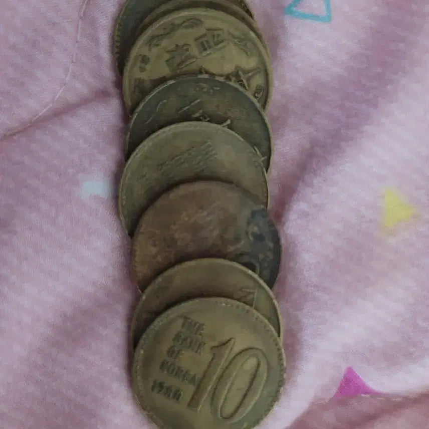 [BUNJANG] 1966 Bank of Korea 10 Won Coin / 한국은행 10원 동전  1개당 500원