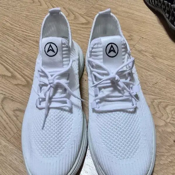 [BUNJANG] White Knit Sneakers Size 275 / 흰색 니트 스니커즈 275