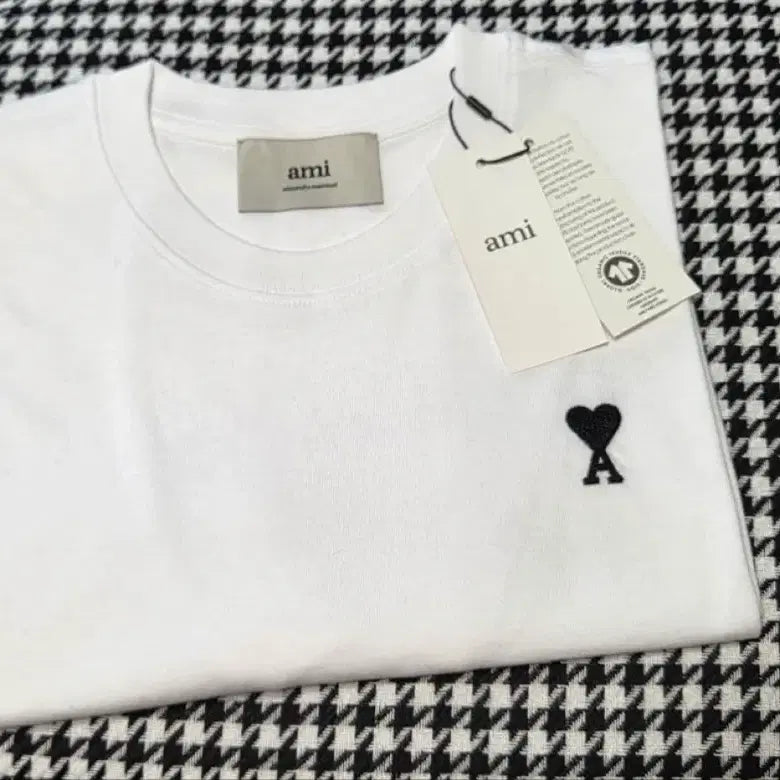 [BUNJANG] AMI Heart Logo Short Sleeve T-Shirt White L / 아미 화이트 반팔티 L