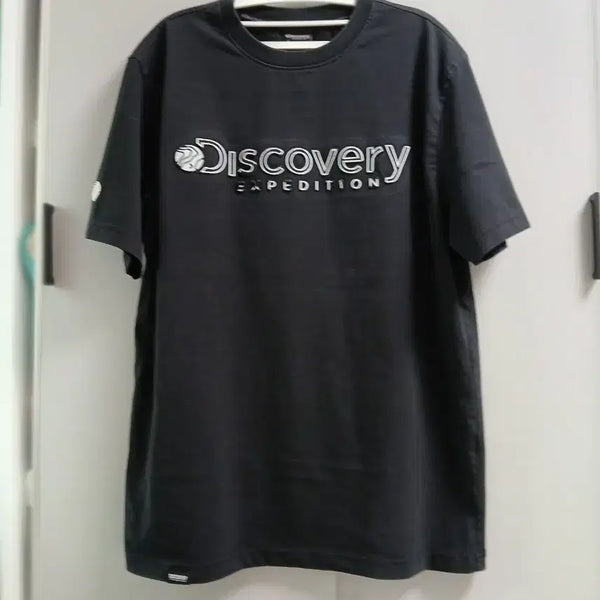 [BUNJANG] Discovery Expedition Black Short Sleeve T-Shirt / 디스커버리 익스페디션 반팔 티셔츠 블랙