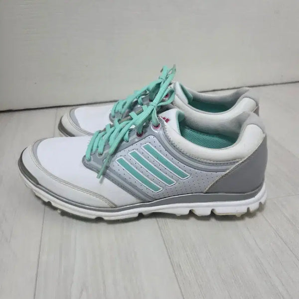 [BUNJANG] Adidas Women's Golf Shoes 240mm / 아디다스 여성골프화 240미리