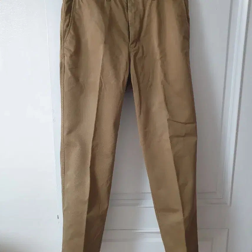 [BUNJANG] Uniqlo Regular Fit Chino Pants Beige Size 31 / 유니클로 레귤러핏 치노 79(31인치)