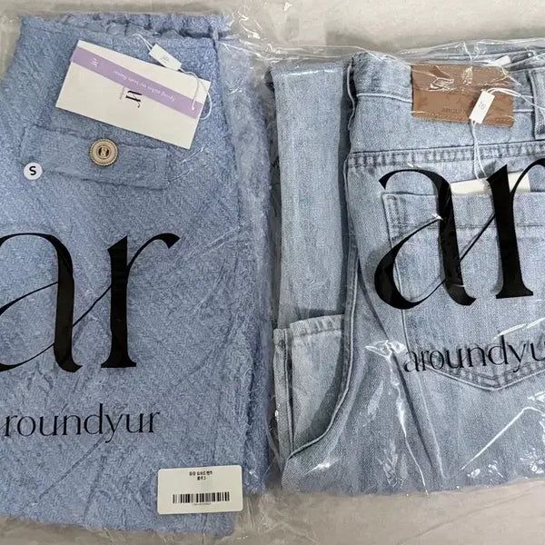 [BUNJANG] Around You Miu Tweed Pants (Blue, S) & Muse Jeans (Light Blue, S) Bundle Set / 어라운드율 뮤뮤트위드팬츠 블루s + 뮤즈진 연청s 일괄판매