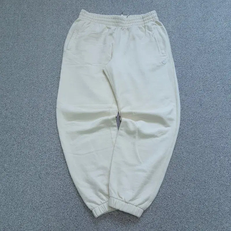 [BUNJANG] Adidas Track Pants (Size S) / S 아디다스 바지 | 0603C23