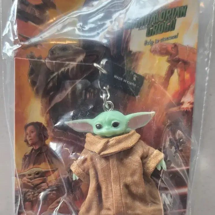 [BUNJANG] The Mandalorian and Grogu Keychain (Grogu) / 만달로리안과 그로구 키체인 (그로구)