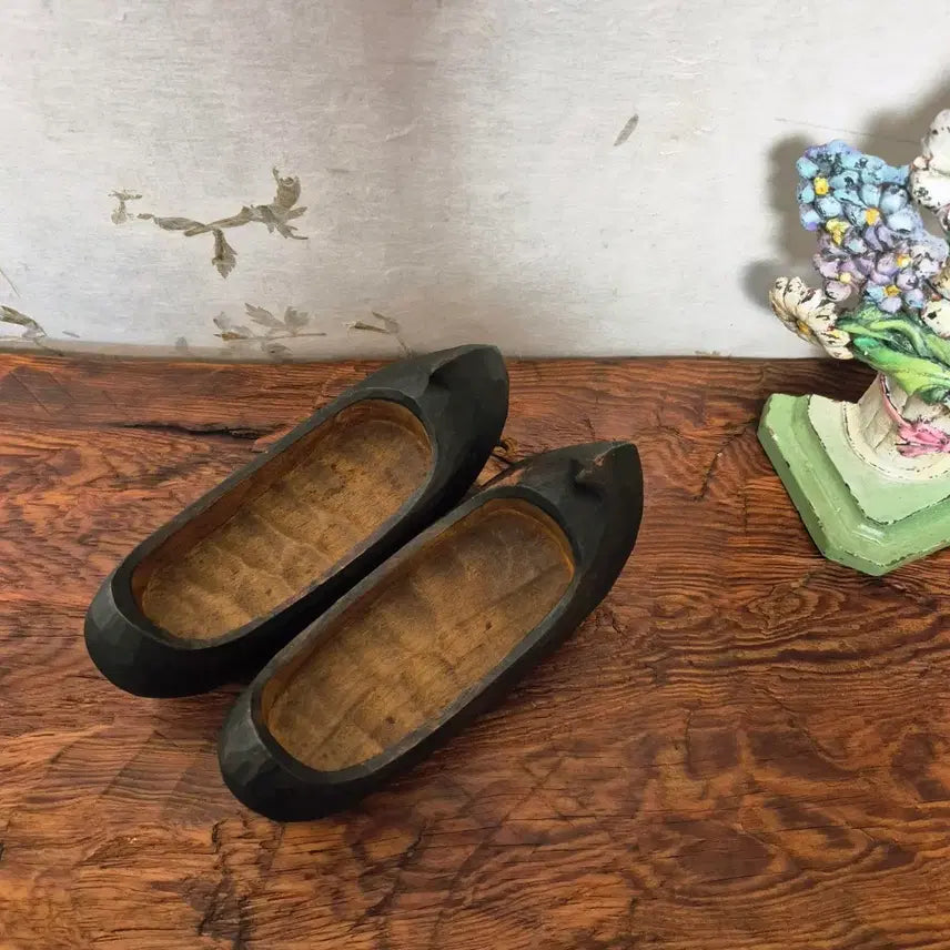 [BUNJANG] Traditional Wooden Clogs (Namakshin) - Child Size / 민속품 나막신