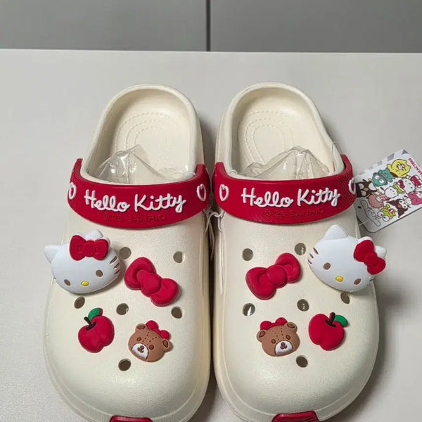 [BUNJANG] Sanrio Hello Kitty Platform Crocs (Size 240-250) / 산리오 레드 키티 크록스(240~250)