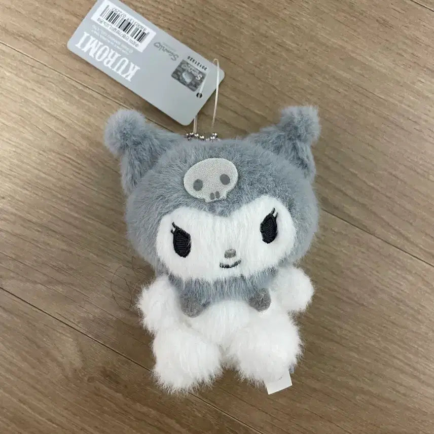 [BUNJANG] Sanrio Monotone Kuromi Plush Keychain / 산리오 모노톤 쿠로미 인형 키링