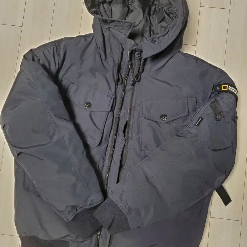 [BUNJANG] National Geographic Caspian Aviator Down Jacket N194MDW050 / 내셔널지오그래픽 카스피안 에비에이터 다운 자켓 N194MDW050 사이즈