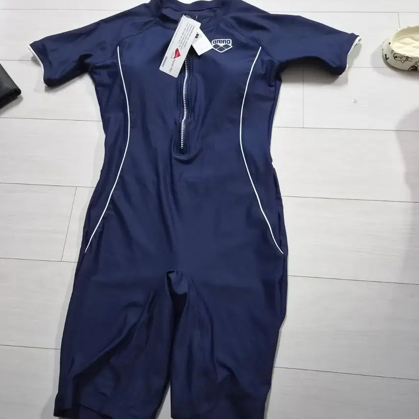[BUNJANG] Arena Navy Women's Swimsuit / 아레나 수영복 네이비 여성
